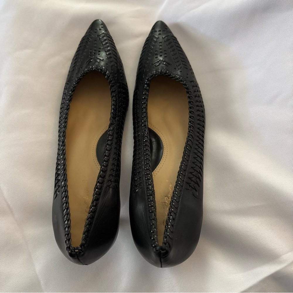 Eddie Bauer Vintage Leather Brown Kitten Women's size 7